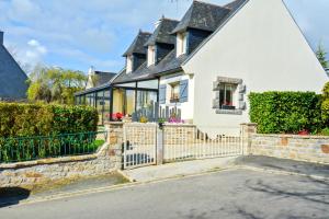 Appartements Maison charmante a Plomelin avec jardin. : photos des chambres