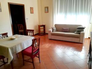 Elegant Apartment Trani 80 m²