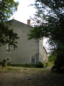 Maisons de vacances Demeure de 5 chambres avec piscine privee et jardin clos a Cailhau : photos des chambres