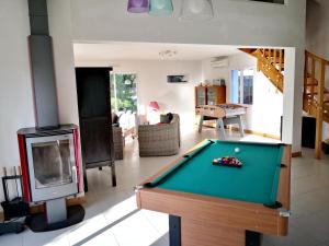Maisons de vacances Maison charmante a La Tranche-sur-Mer avec jardin clos : photos des chambres