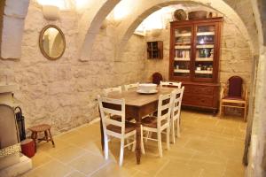 Charming House in Ix - Xewkija with Terrace and Barbecue