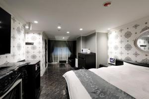 ホテルバースデーきよす店 HOTEL Birthday kiyosu