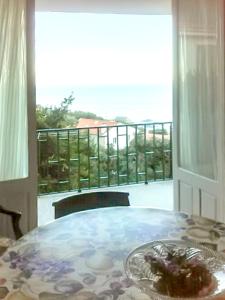 Maisons de vacances Maison de 2 chambres a Ville di Pietrabugno a 600 m de la plage avec vue sur la mer jardin clos et wifi : photos des chambres