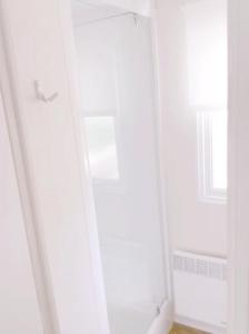 Maisons de vacances Bungalow confortable a Gastes + Piscine : photos des chambres