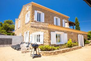 Maisons de vacances Maison de 2 chambres a Isolella Pietrosella a 100 m de la plage avec vue sur la mer jardin clos et wifi : photos des chambres