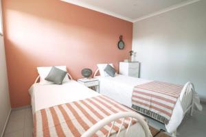 Modern apartment in Estói with shared pool.