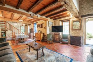 Maison spacieuse à Thenac avec piscine privée