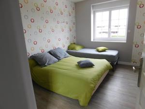 Maison accueillante à Mouterre-Silly avec jardin et cheminée