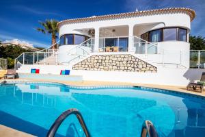 Villa Saint John by Algarve Vacation