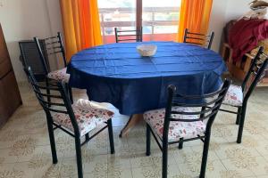 Excelente departamento vista al mar + 2 cocheras