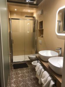 Habitación Doble Deluxe con ducha