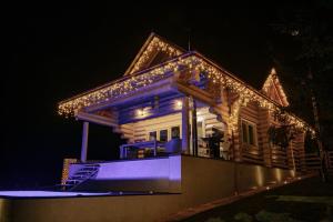 "Шале Олень"