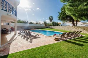 Villa Protea - 5 bedroom, beach, air-con, wifi