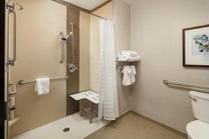 King Room with Sofa Bed and Roll-In Shower - Disability Access room in Hyatt Place Sacramento Roseville