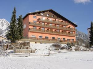 Jugendhotel Alpina