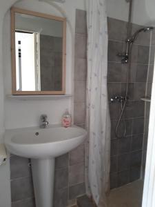 Les Amandiers - 5 km de la plage