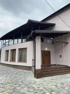 Солодкий Гранат - Tukhlya