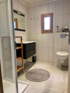 B&B / Chambres d'hotes Gite avec terrasse et belle vue - ChaletNelda com : photos des chambres