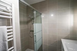 Apartment for 4 people with tennis condominium
