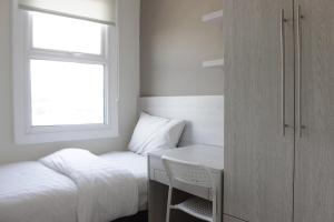 Spacious 3BR Apartment Parahyangan Residence near UNPAR By Travelio