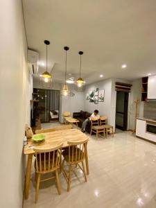 Khánh Phong Homestay Greenbay Garden Hạ Long