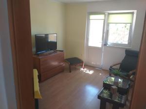 Cosy Medulin apartments with terrace