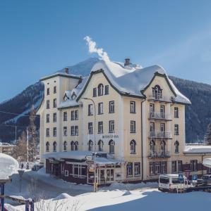 Ski & Bike Hotel Montana