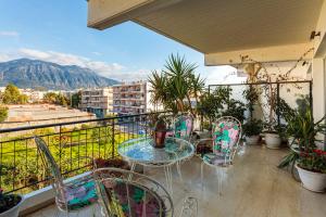 Bright comfy flat near the beach & the city center