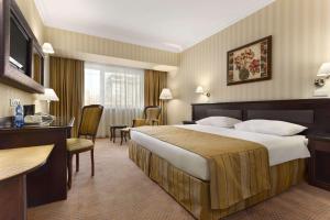 Ramada Hotel & Suites by Wyndham Bucharest North