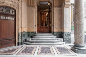 One-Bedroom Apartment - Via Carducci 5