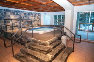 The Rundlestone Lodge