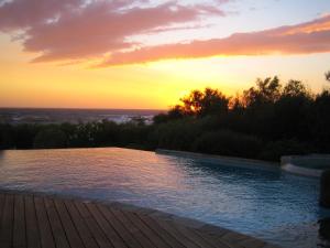 Villas Villa panoramique avec vue mer et montagne a Corbara : photos des chambres