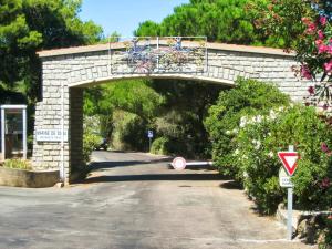Villas Villa panoramique avec vue mer et montagne a Corbara : photos des chambres