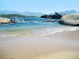 Villas Villa panoramique avec vue mer et montagne a Corbara : photos des chambres