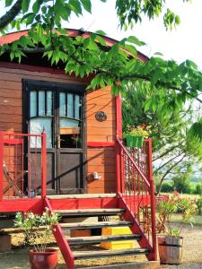 Maisons de vacances Propriete d'une chambre avec vue sur la ville piscine partagee et jardin amenage a Pauilhac : photos des chambres