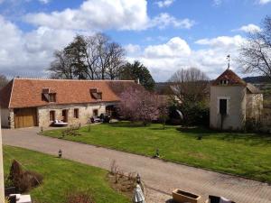 Maisons de vacances Maison de 3 chambres avec terrasse amenagee et wifi a Saint Georges sur Baulche : photos des chambres