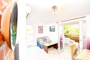 3 bedrooms appartement at Vir 250 m away from the beach with enclosed garden and wifi