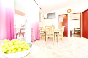 3 bedrooms appartement at Vir 250 m away from the beach with enclosed garden and wifi