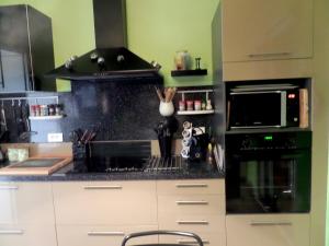 Maison charmante à La Londe-les-Maures, jardin clôturé