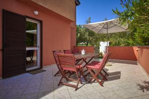 Elegant Villa in Ližnjan with Private Pool