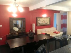 Comfortable Apartment with City View in Bel Air, 90 m²