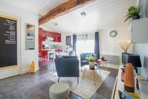 Maisons de vacances Maison d'une chambre avec vue sur la ville jardin clos et wifi a Libourne : photos des chambres