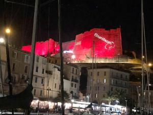 Appartements Appartement d'une chambre avec vue sur la mer a Bonifacio : photos des chambres