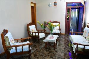 Modern Apartment with Garden and Lake View in Riambel