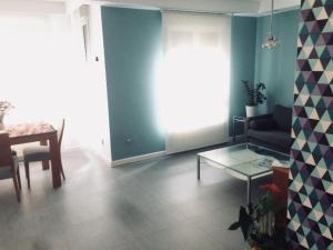 Dos Torres Bilbo Puerta del Carmen