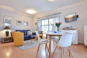 Apartment with Balcony room in Domizil Goethestraße 07