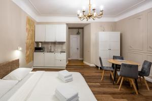 Romari apartment Площа Катедральна 8