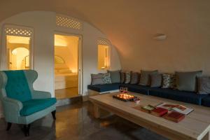 Revelis Villa & Canava Santorini Greece