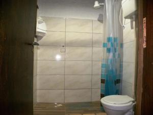 ICE POINT SURF HOUSES Praia do Rosa- Necessário Pré-pagamento Metade Valor Total