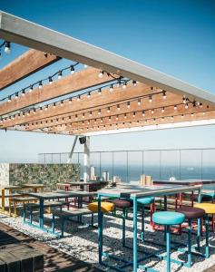 Umhlanga Arch - Ocean Views, Queen size bed plus free wifi